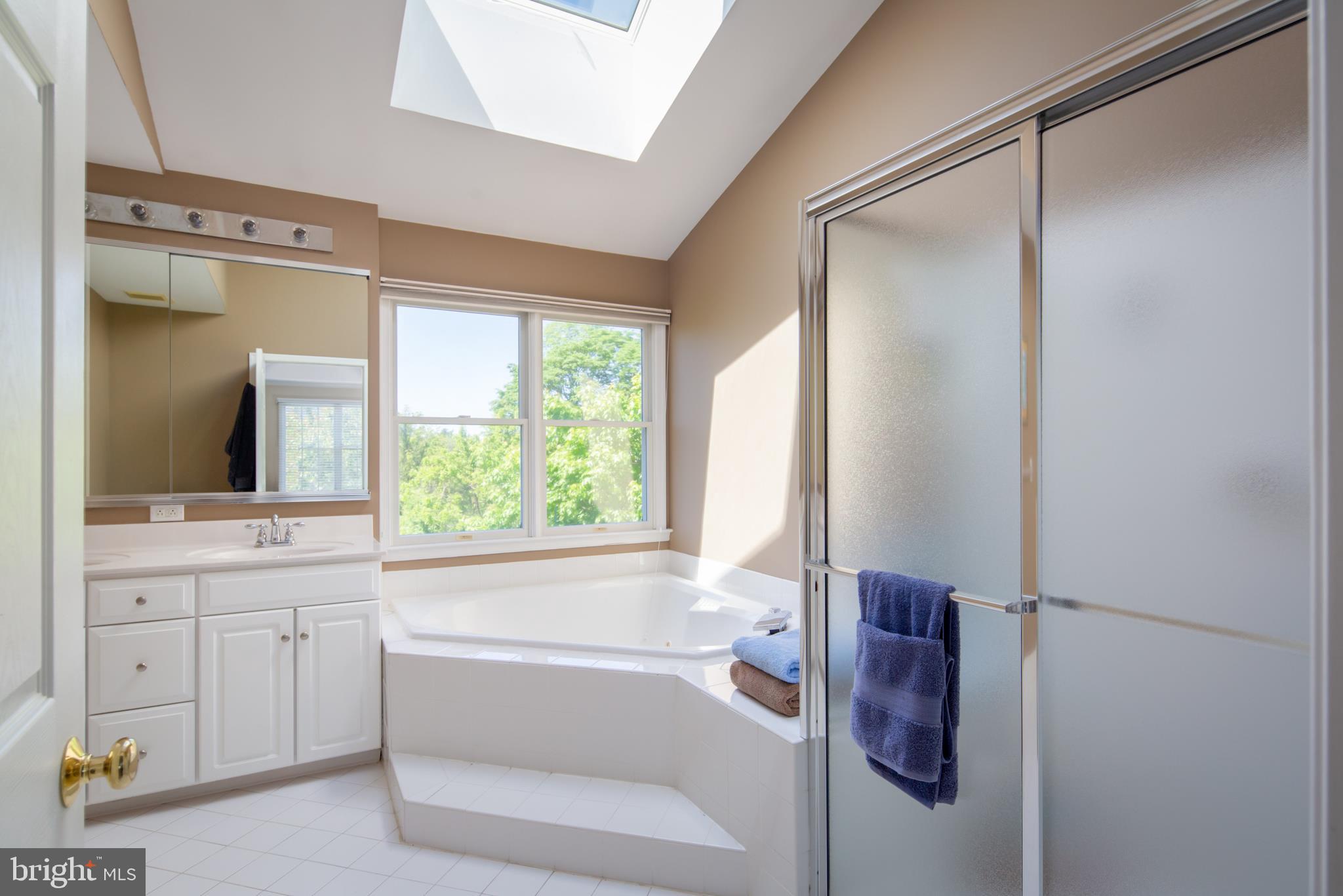 COBBLESTONES AT TH - Residential