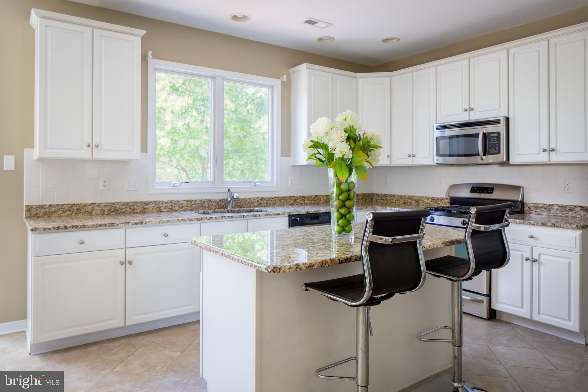 COBBLESTONES AT TH - Residential