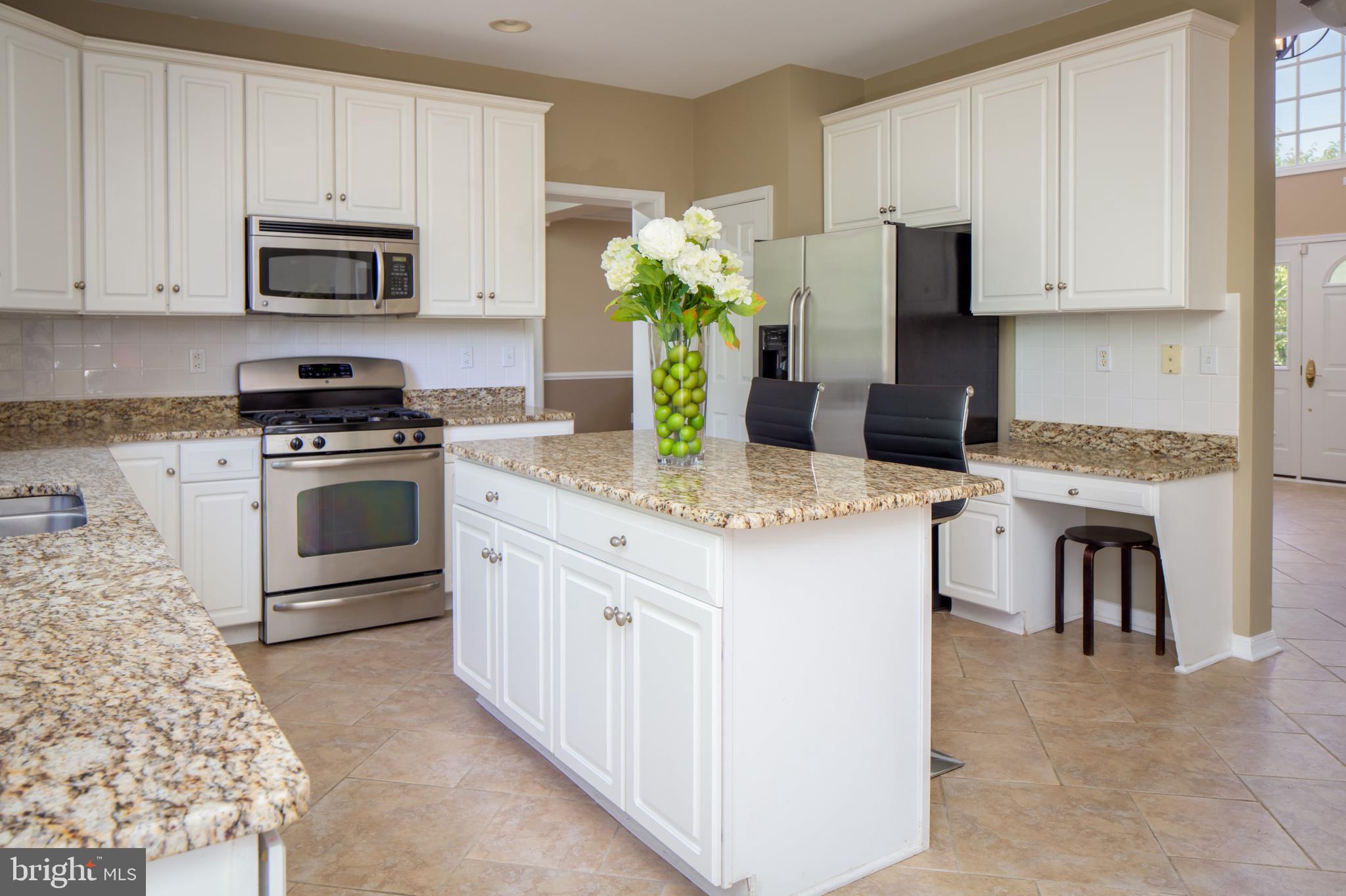 COBBLESTONES AT TH - Residential