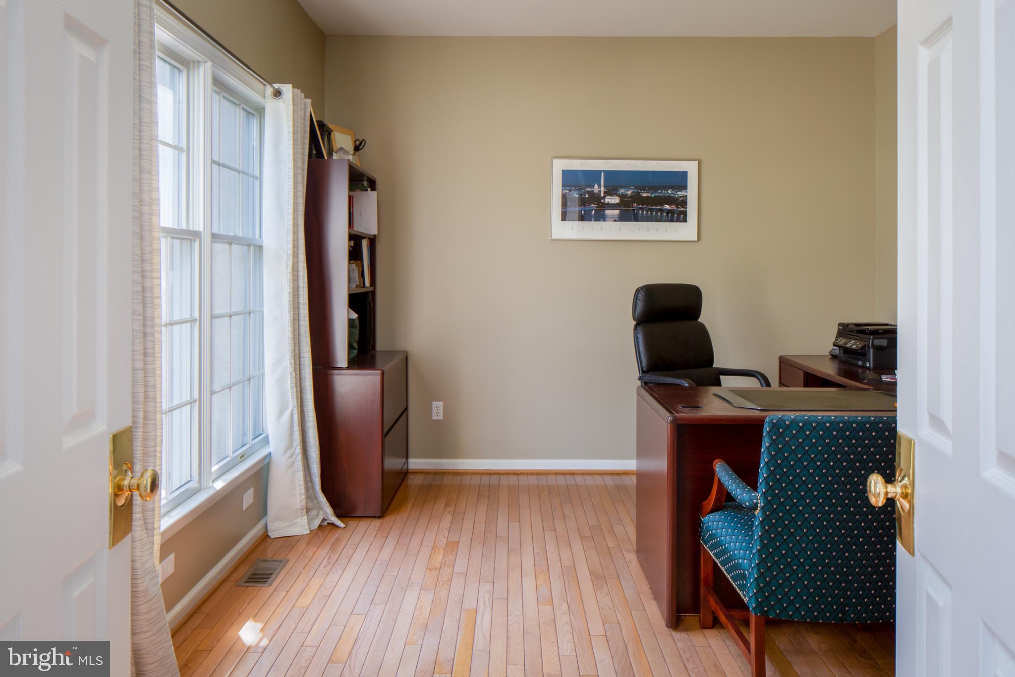 COBBLESTONES AT TH - Residential