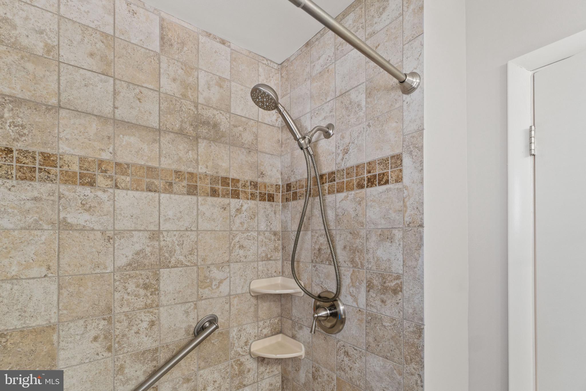 WELLINGTON ESTATES - Residential