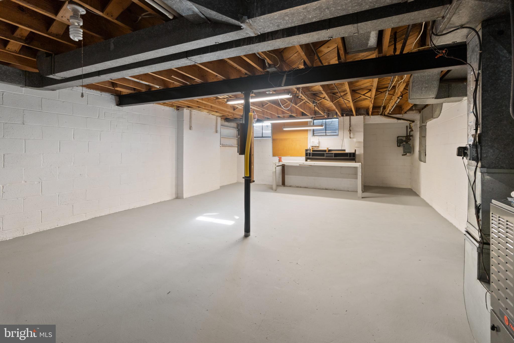 WELLINGTON ESTATES - Residential