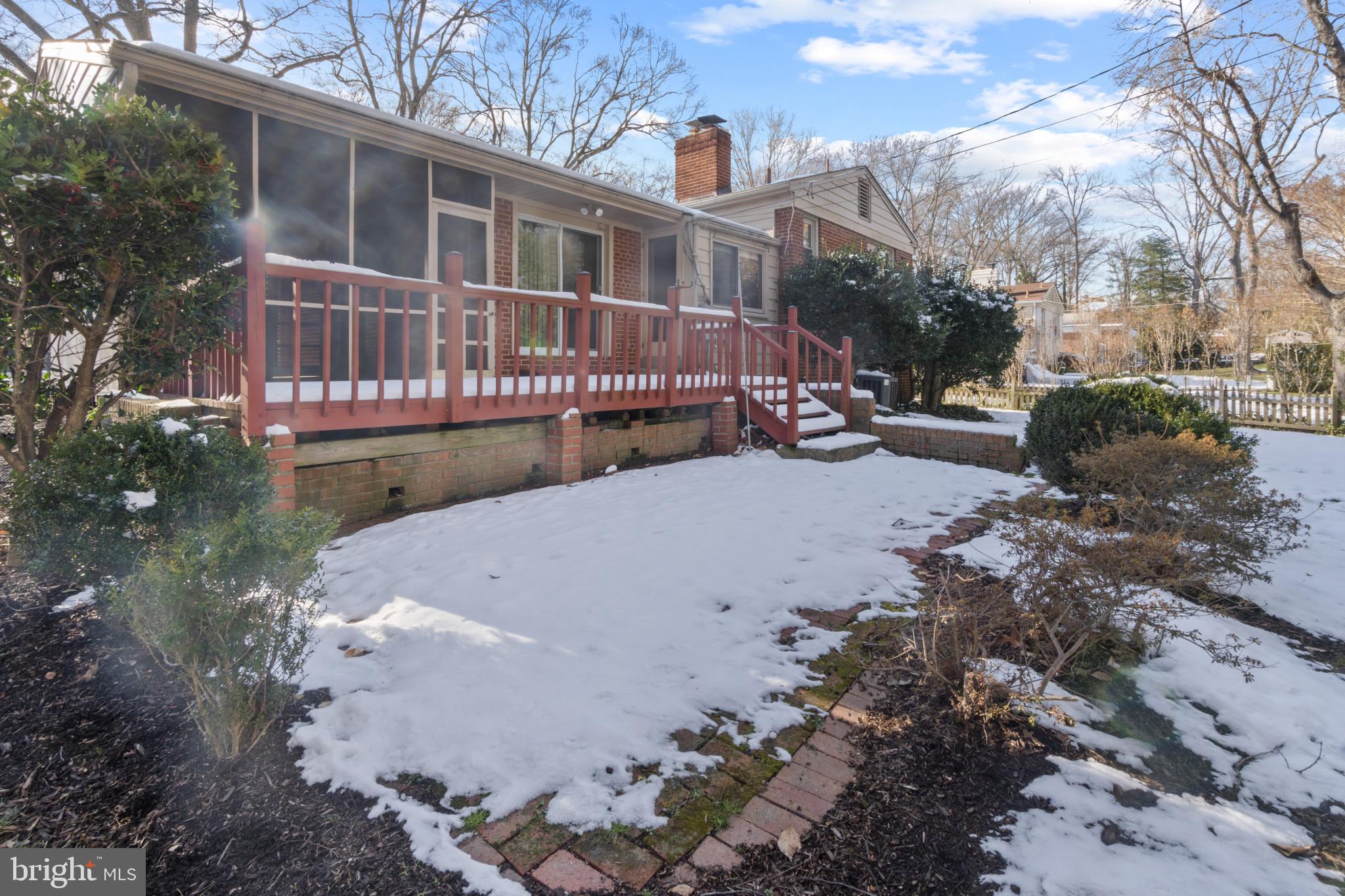 WELLINGTON ESTATES - Residential