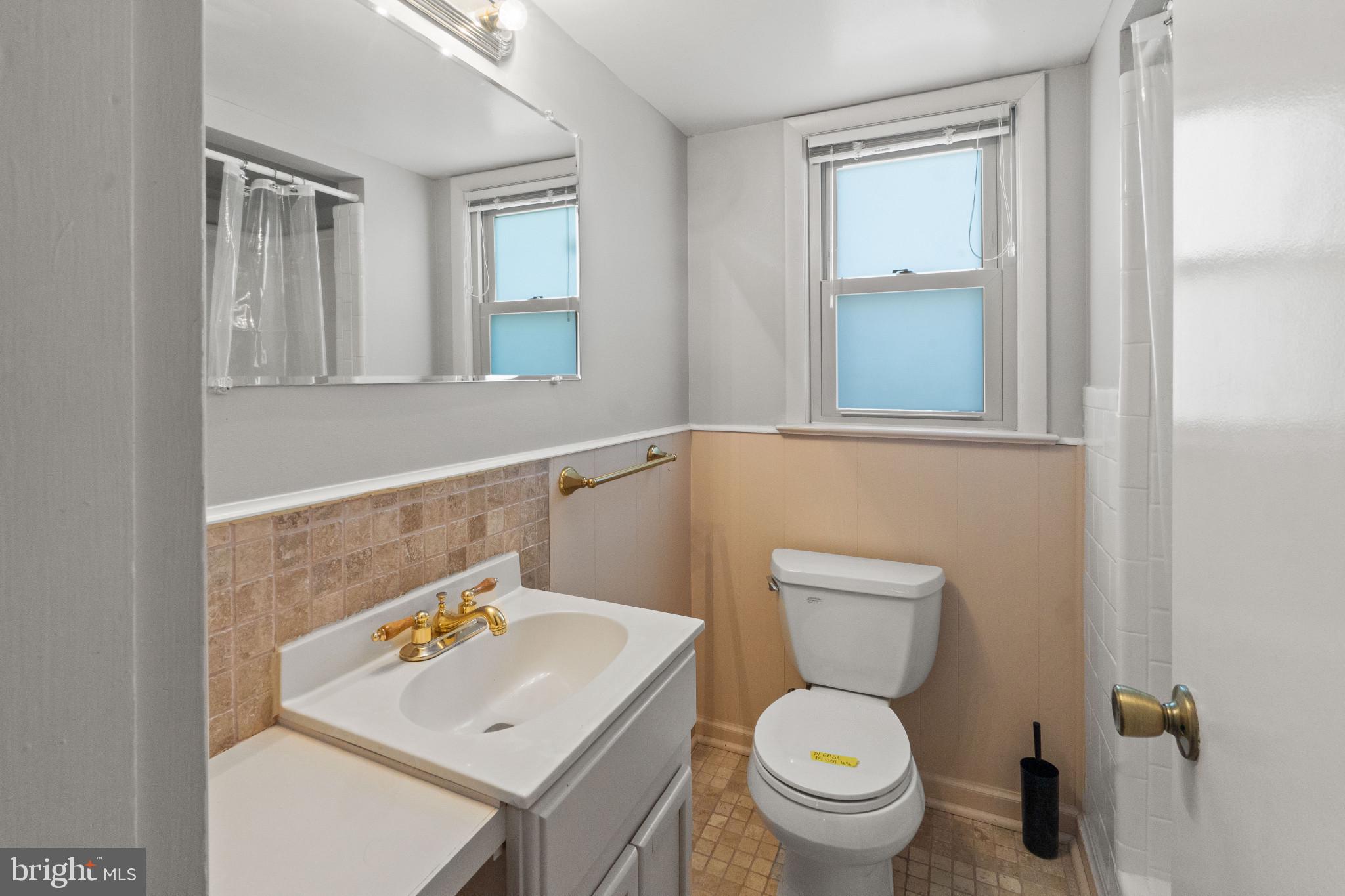 WELLINGTON ESTATES - Residential