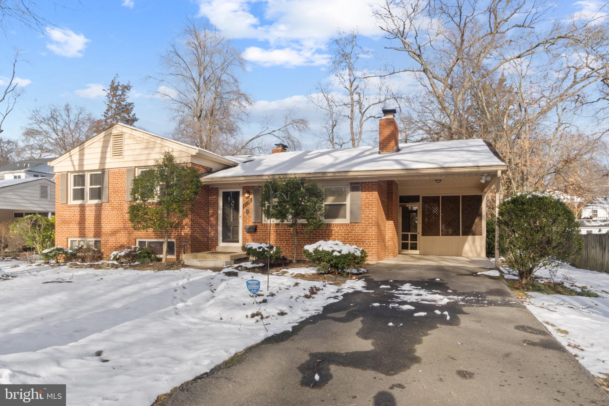 WELLINGTON ESTATES - Residential