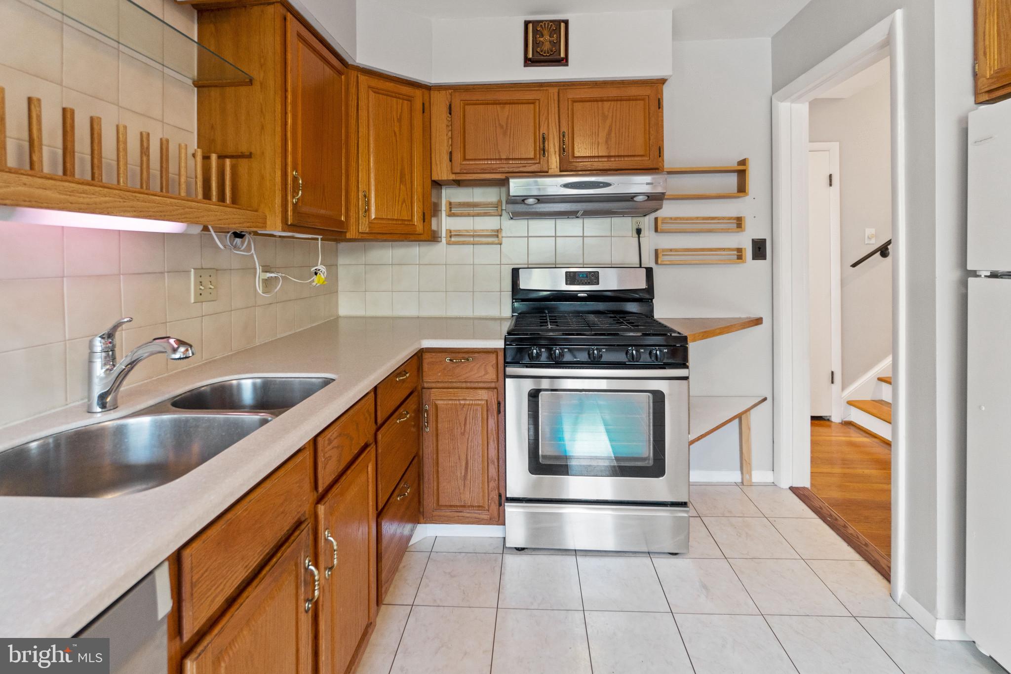 WELLINGTON ESTATES - Residential