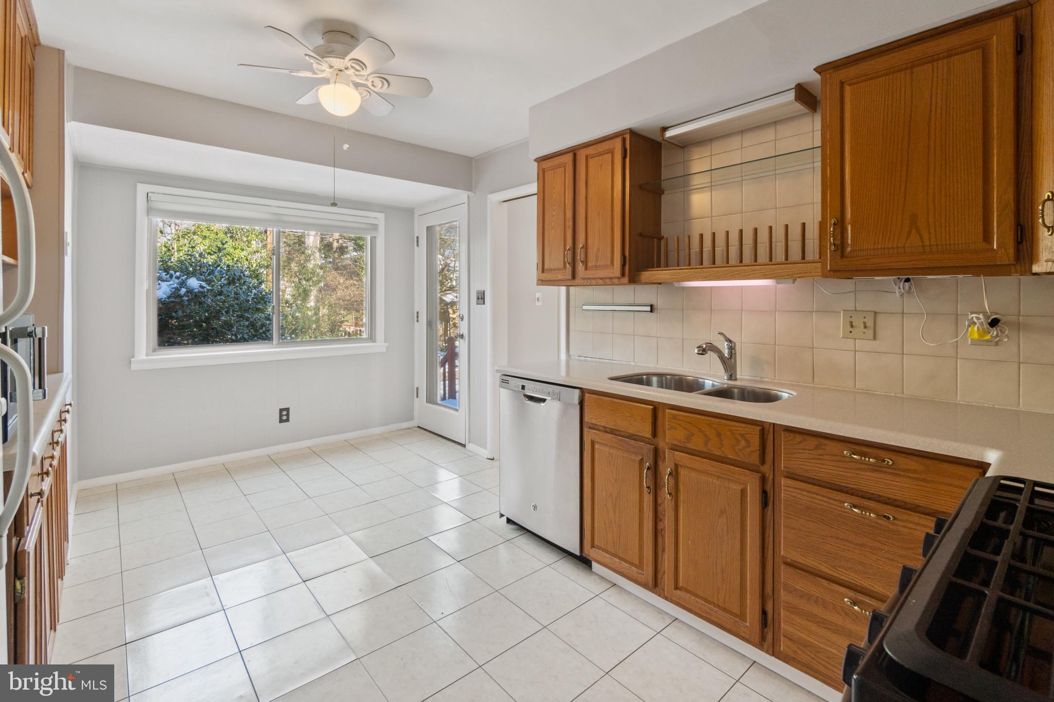 WELLINGTON ESTATES - Residential