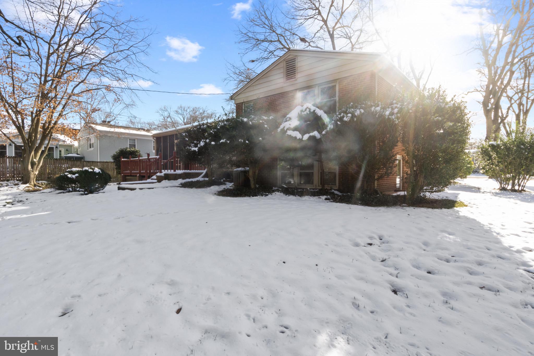 WELLINGTON ESTATES - Residential