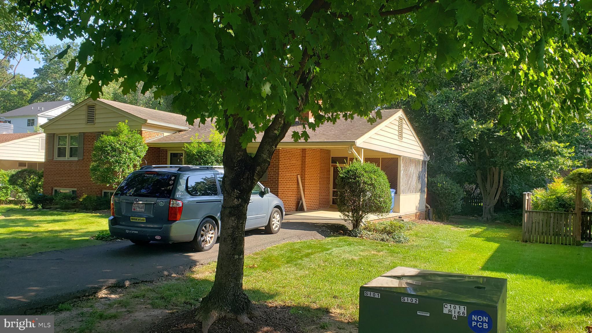 WELLINGTON ESTATES - Residential