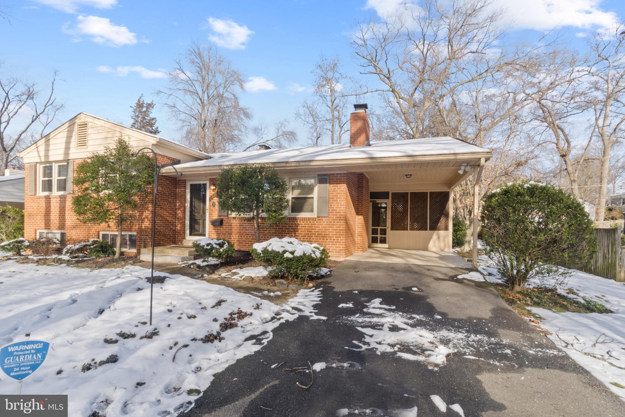 WELLINGTON ESTATES - Residential