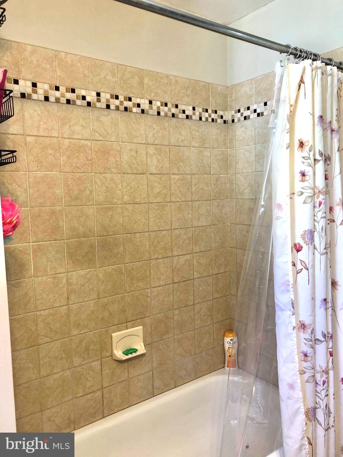 TWIN COVES - Residential