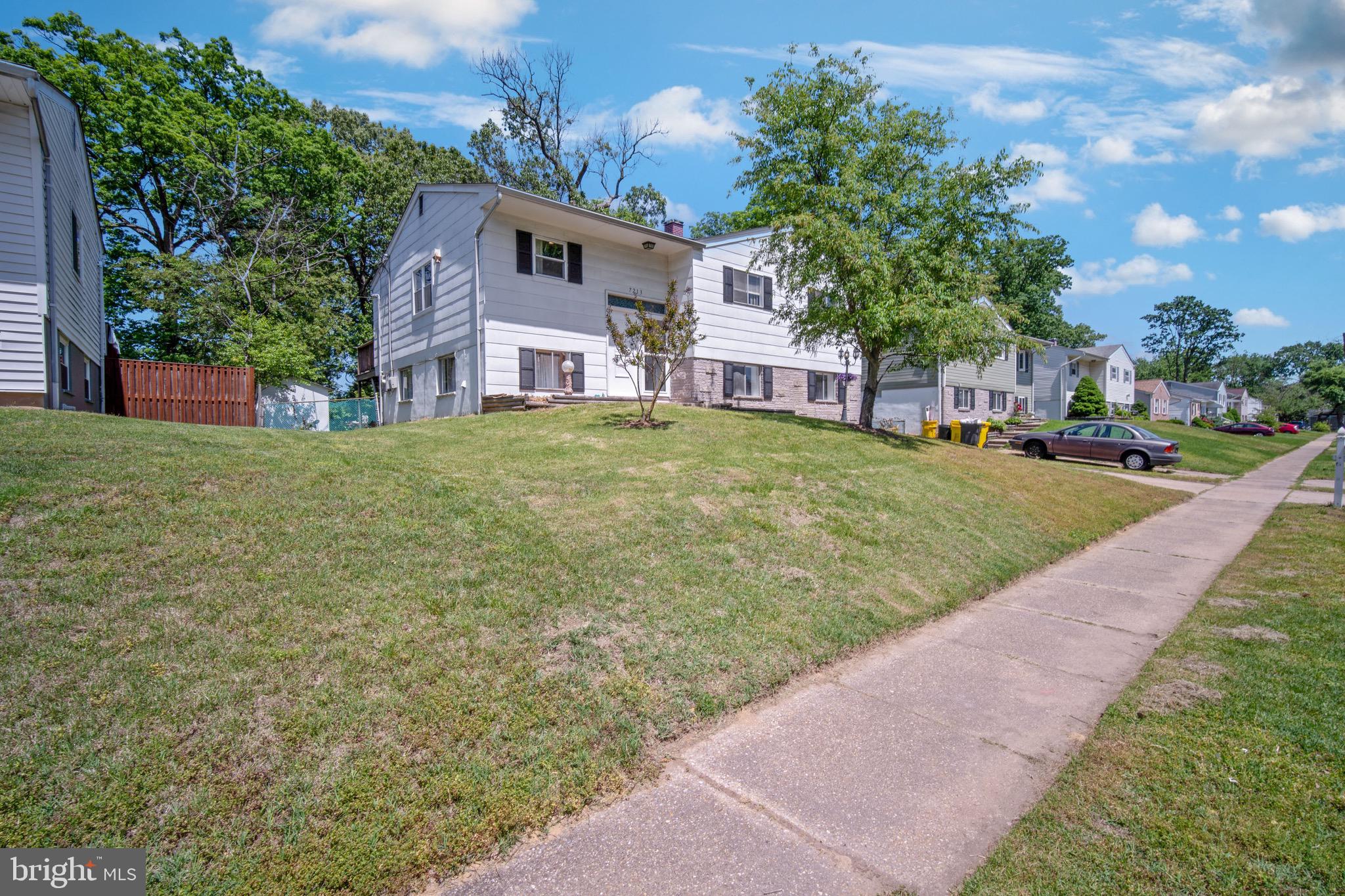 TWIN COVES - Residential