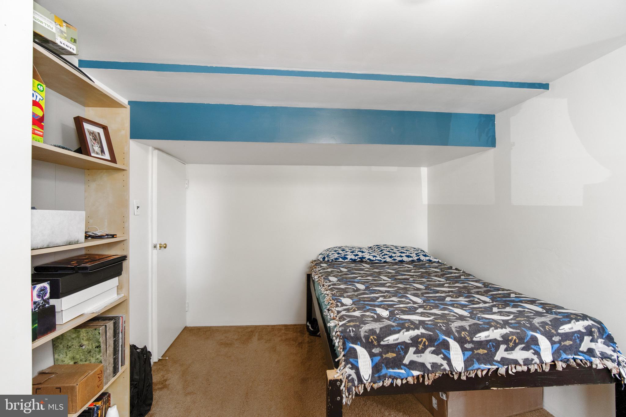 TWIN COVES - Residential