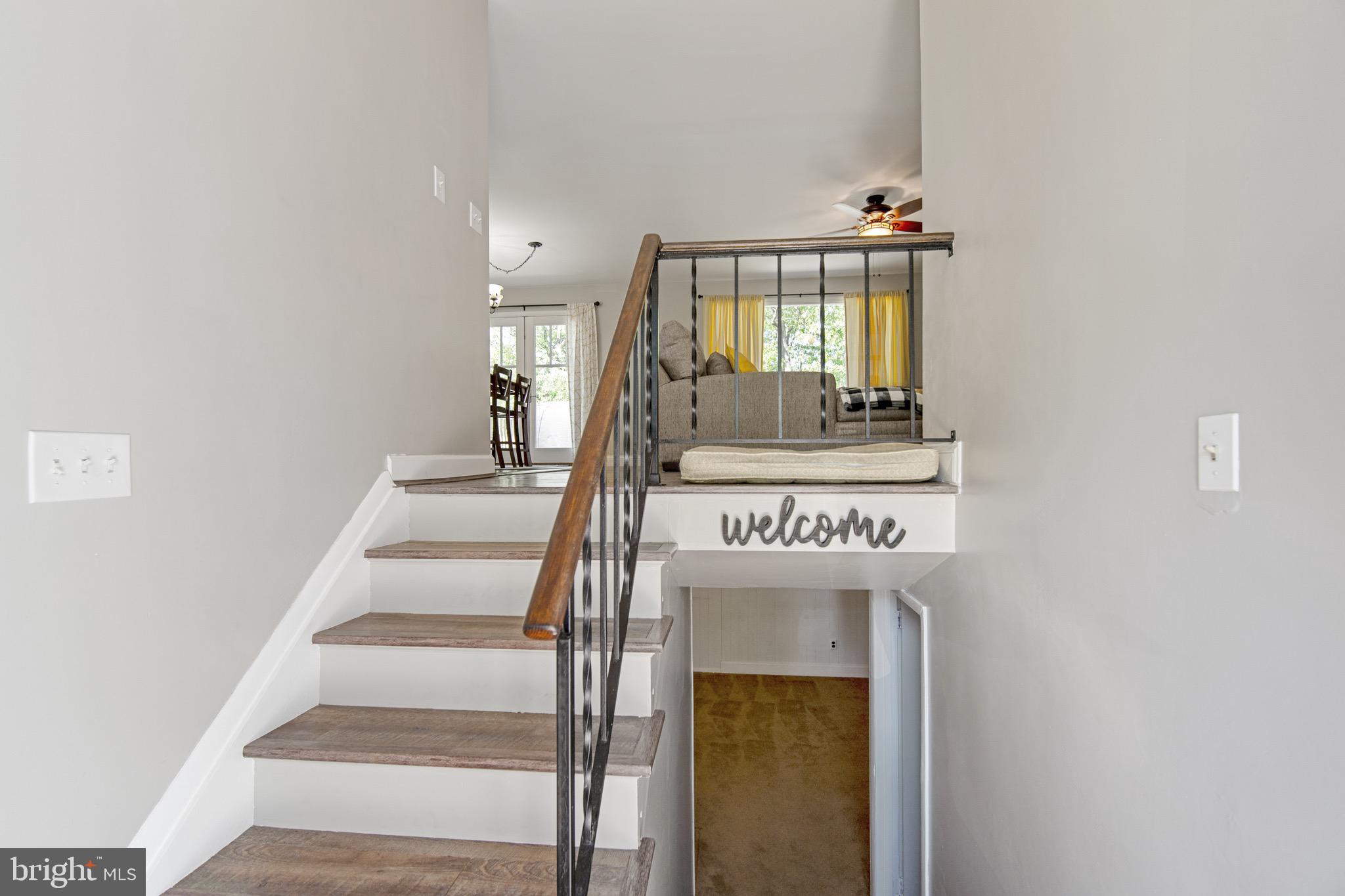 TWIN COVES - Residential