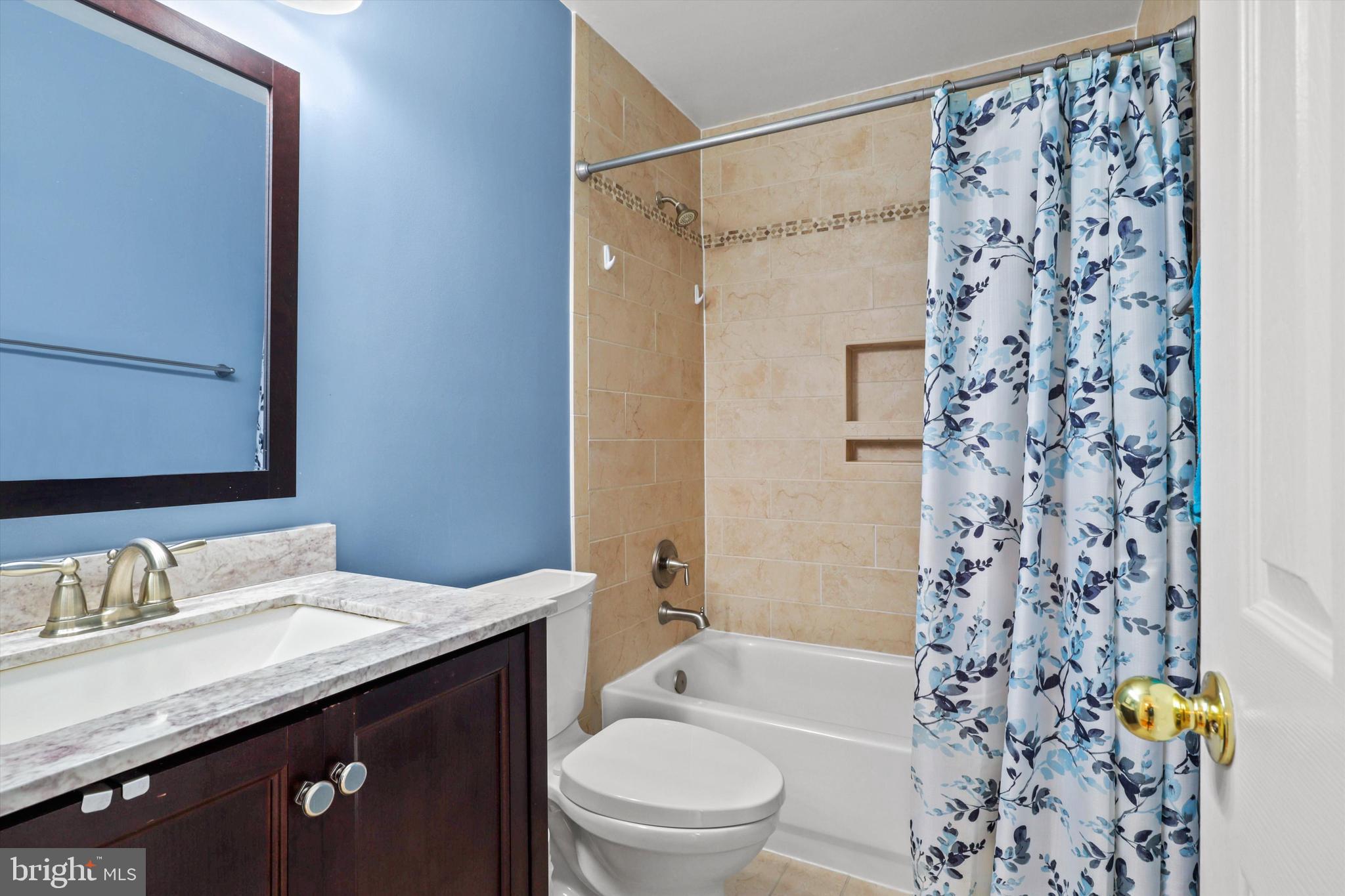 BRIDLEWOOD - Residential