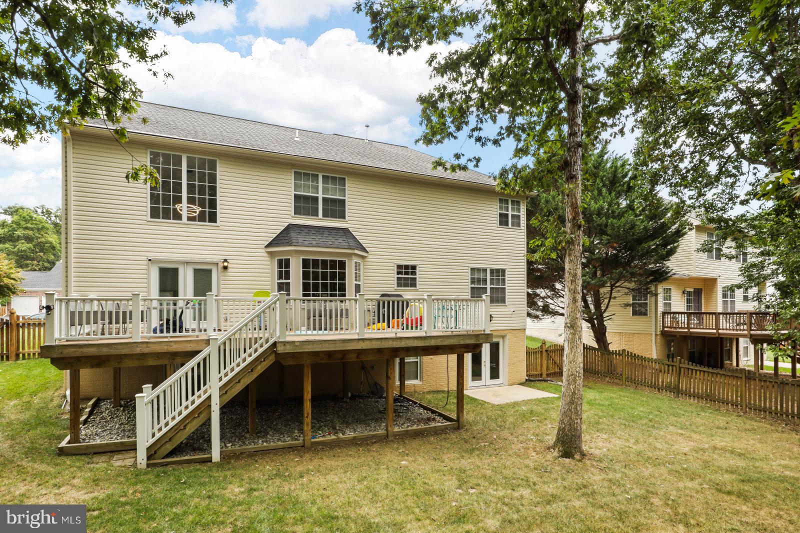 BRIDLEWOOD - Residential