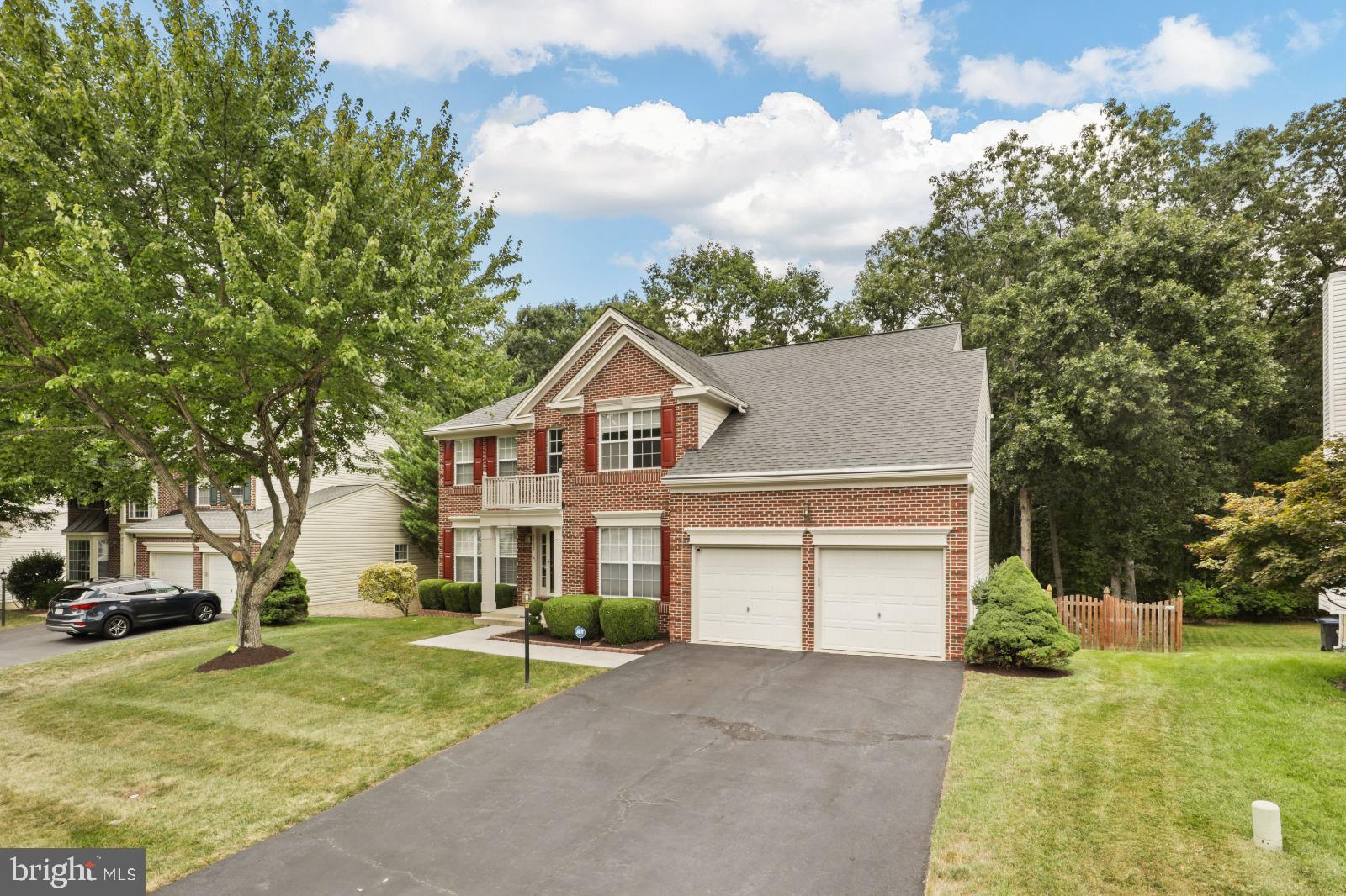 BRIDLEWOOD - Residential