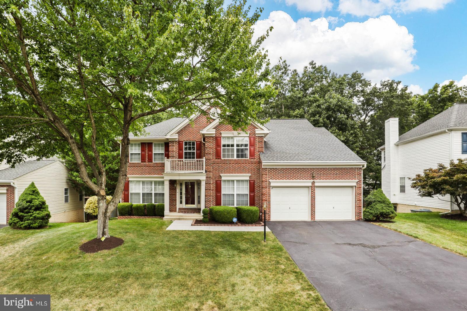 BRIDLEWOOD - Residential