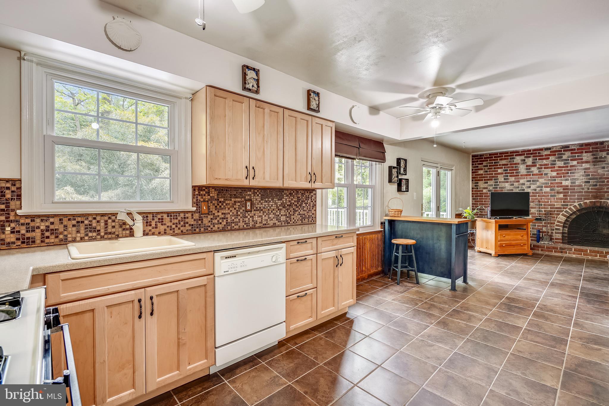 LONGFELLOW - Residential