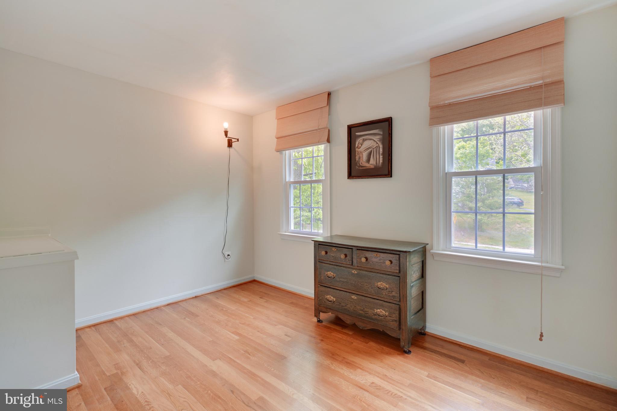 LONGFELLOW - Residential