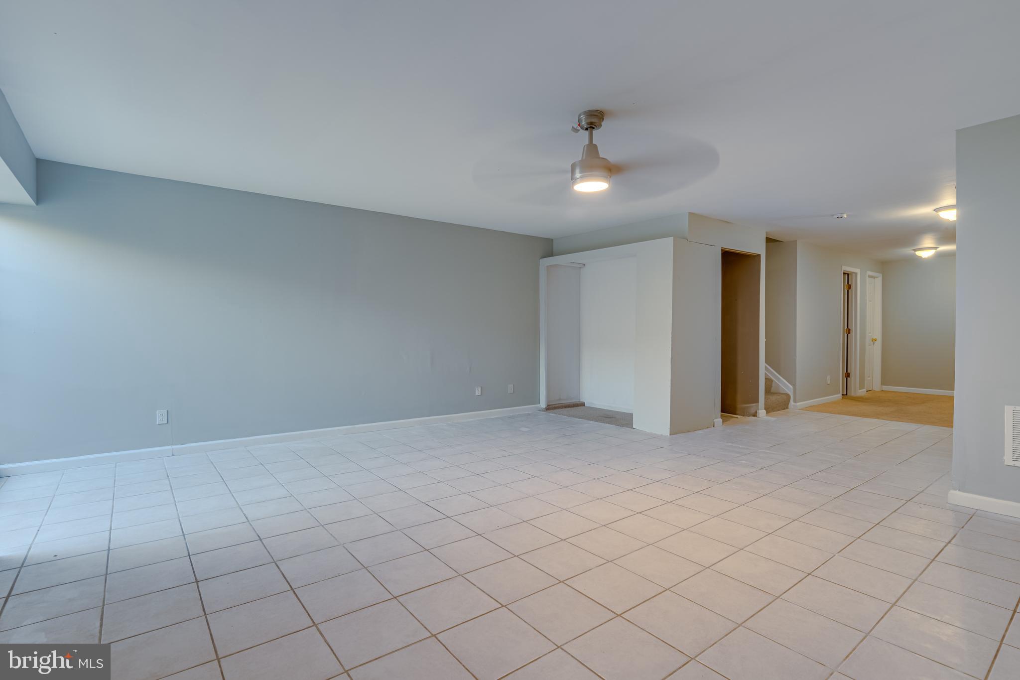 TOWNES OF BUNKER HILL - Residential