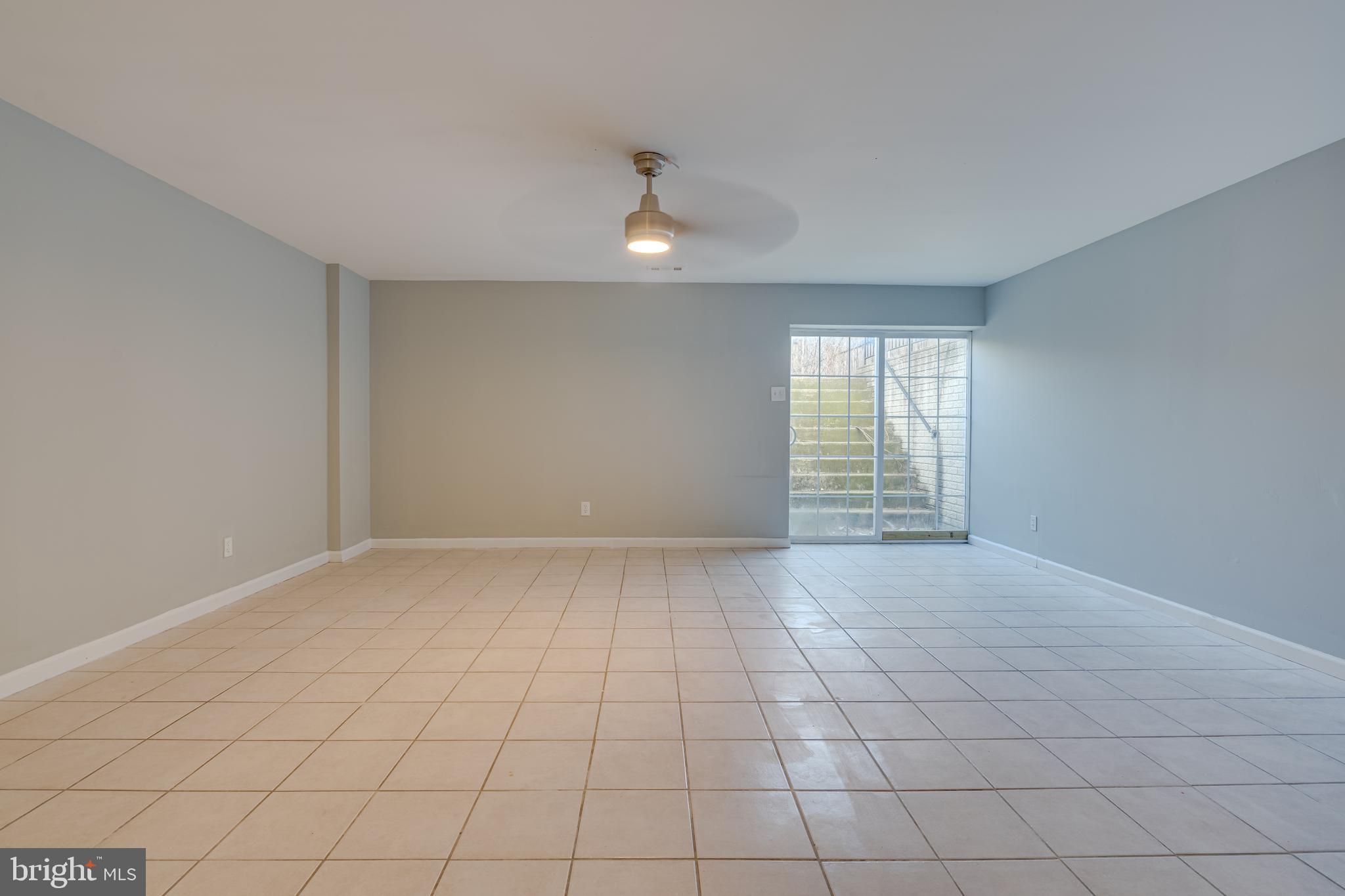 TOWNES OF BUNKER HILL - Residential