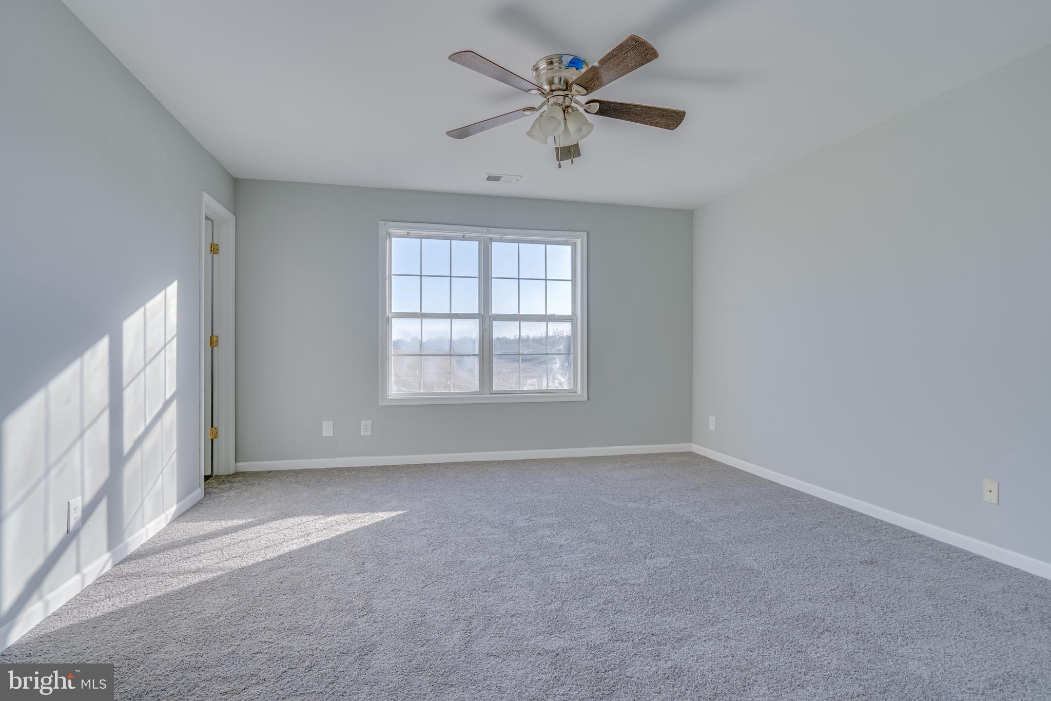 TOWNES OF BUNKER HILL - Residential