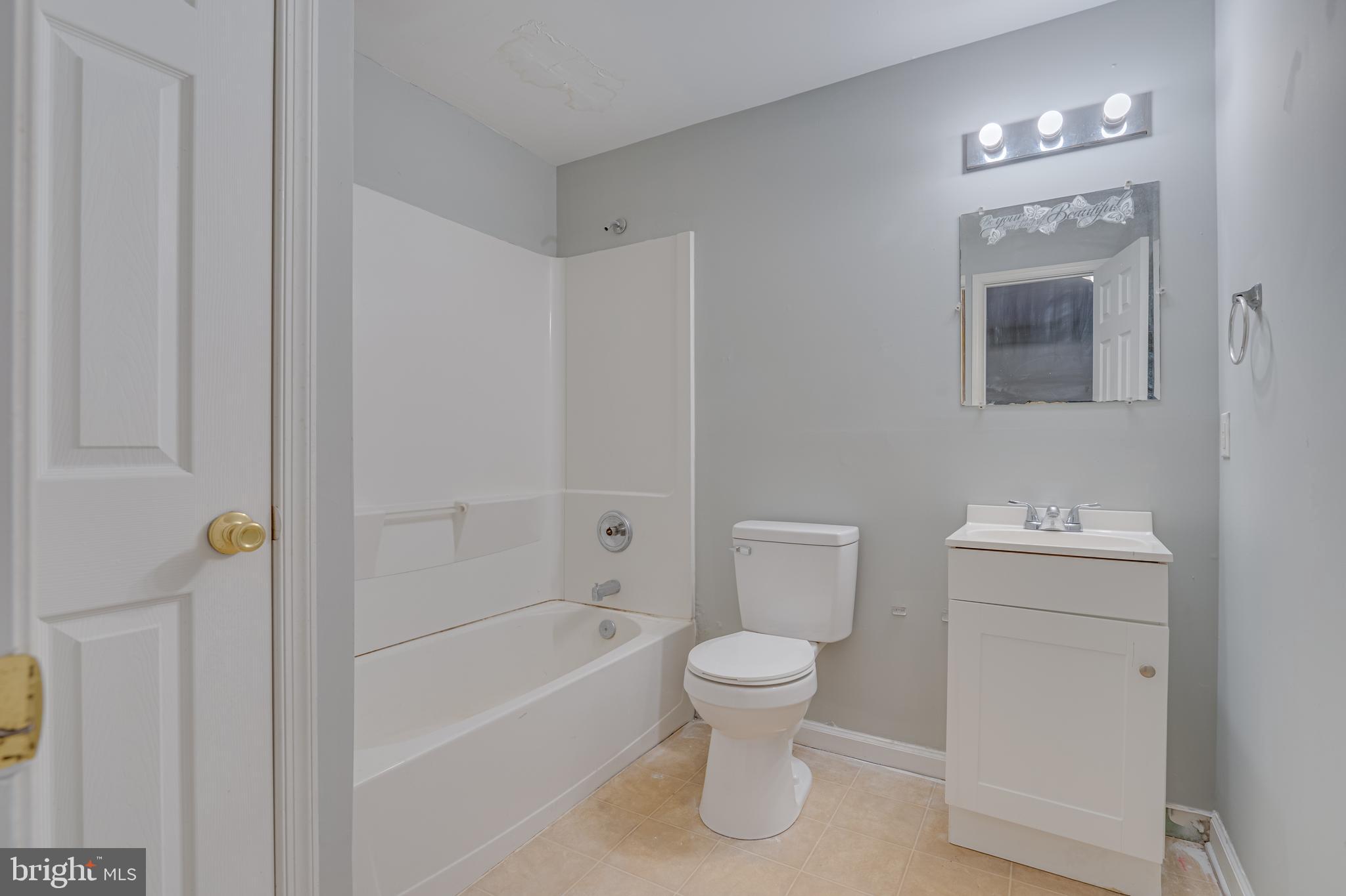 TOWNES OF BUNKER HILL - Residential