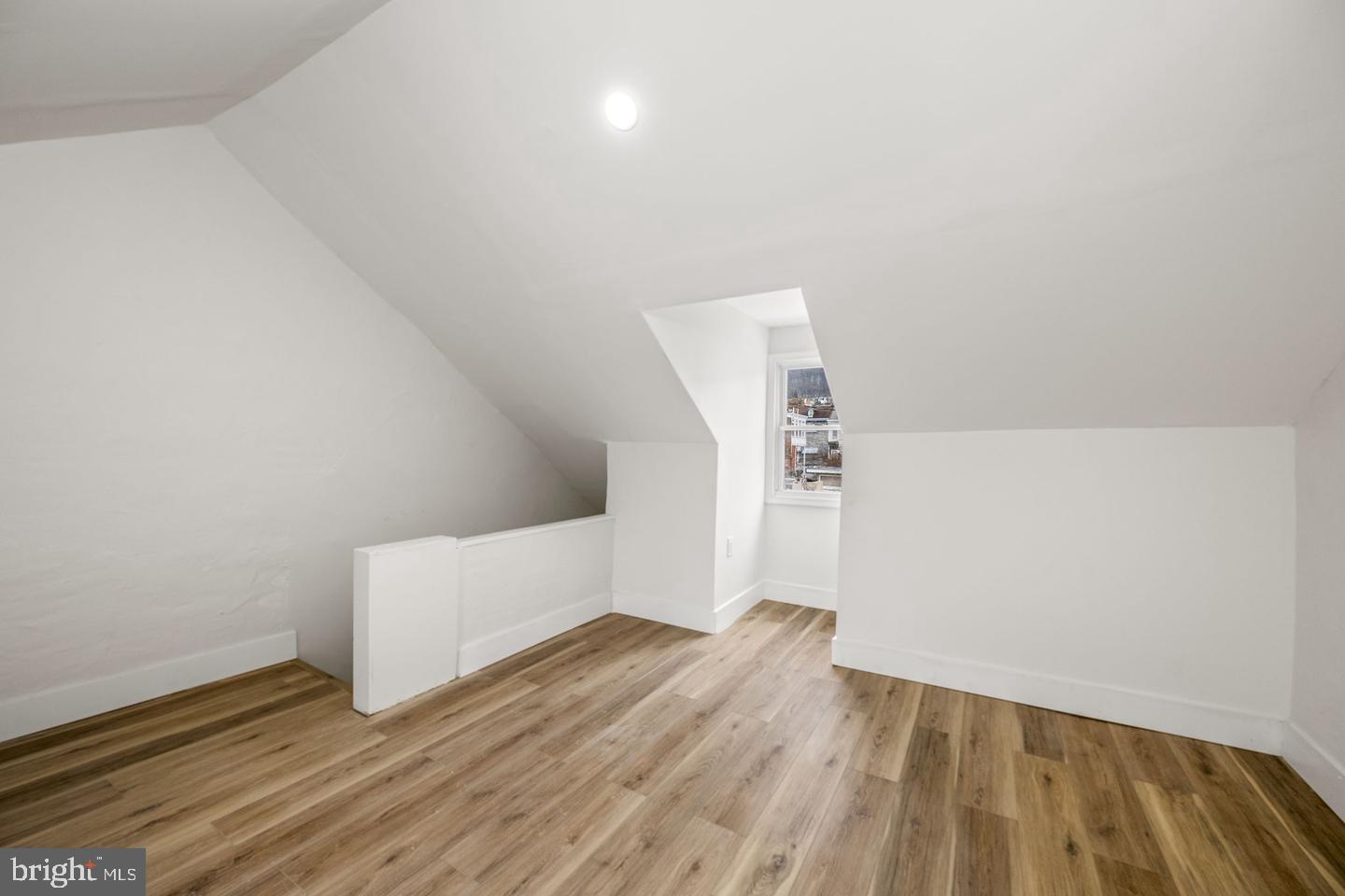 READING - Residential Lease