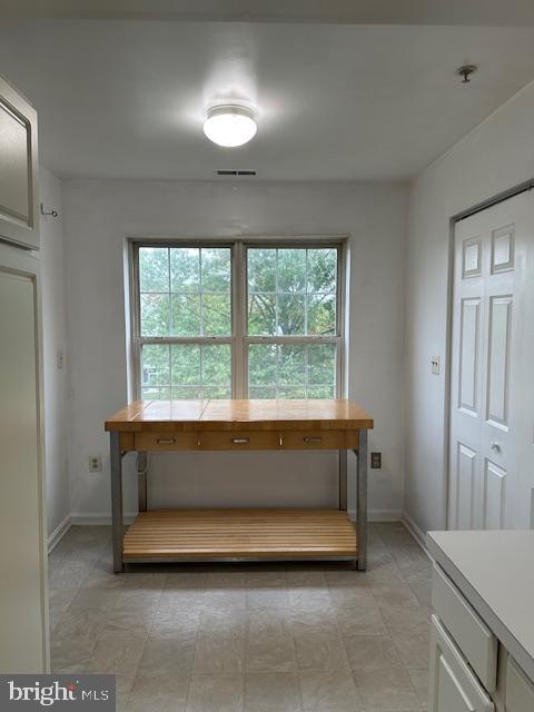 CROMWELL FOUNTAIN - Residential