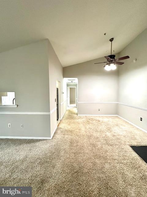 CROMWELL FOUNTAIN - Residential