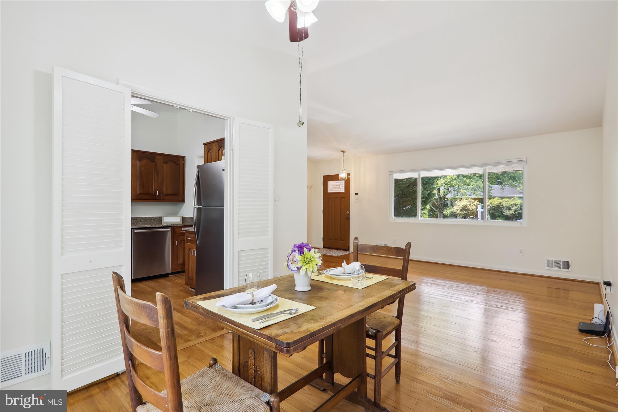 FOREST KNOLLS - Residential