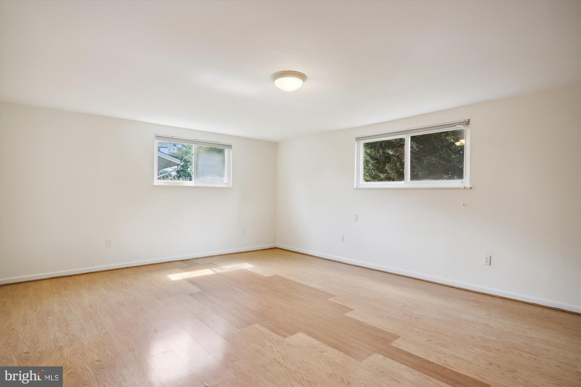 FOREST KNOLLS - Residential