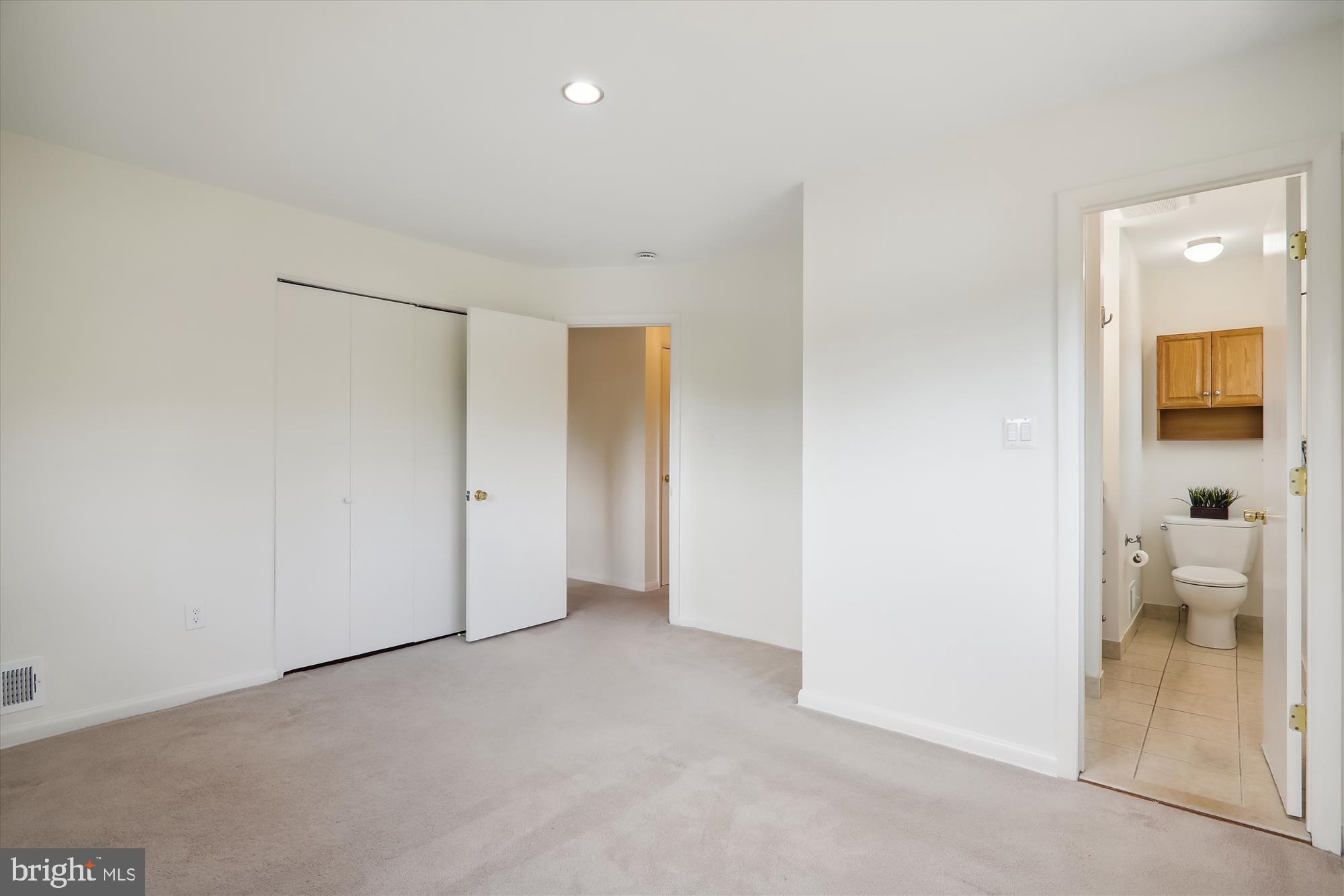 FOREST KNOLLS - Residential