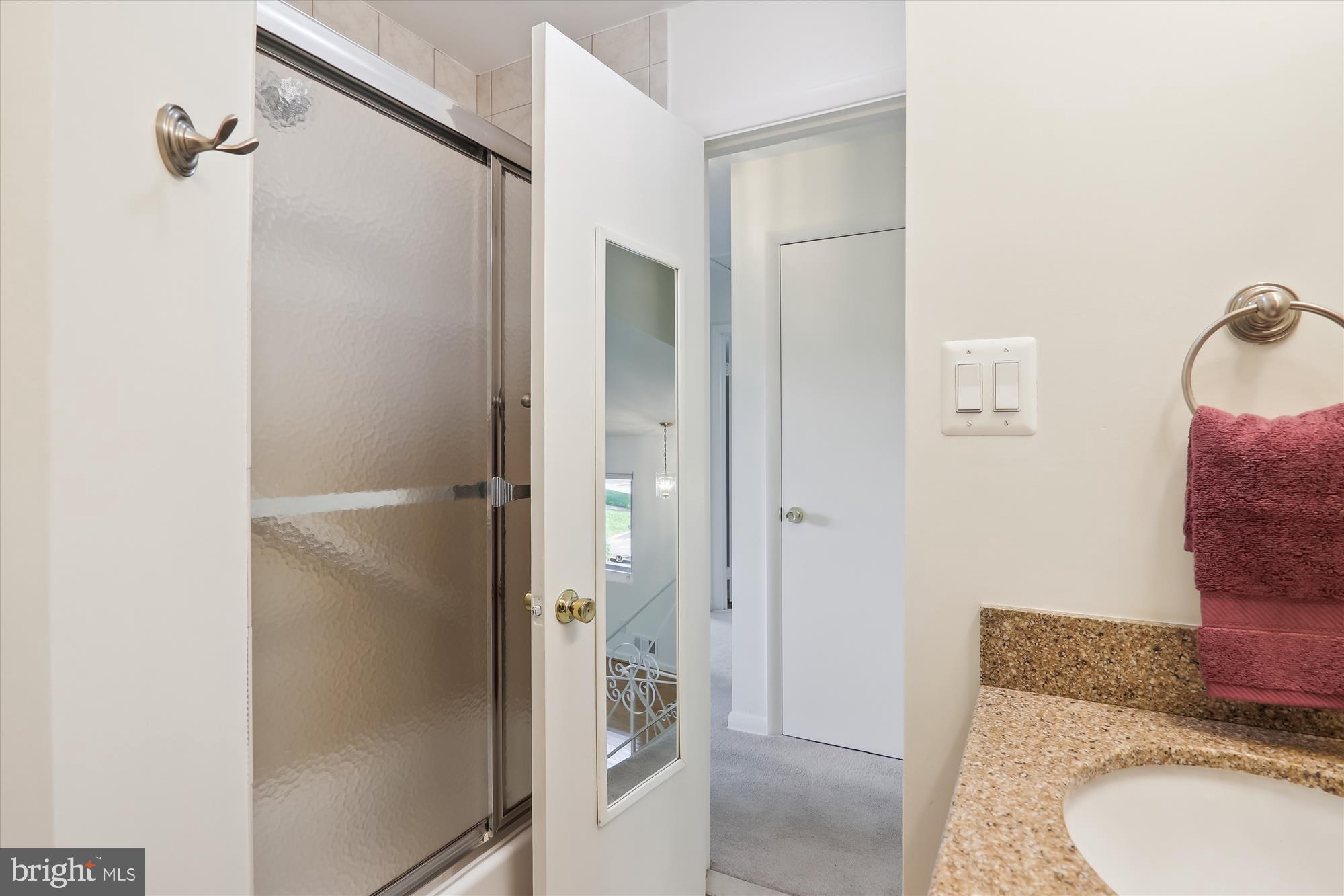 FOREST KNOLLS - Residential