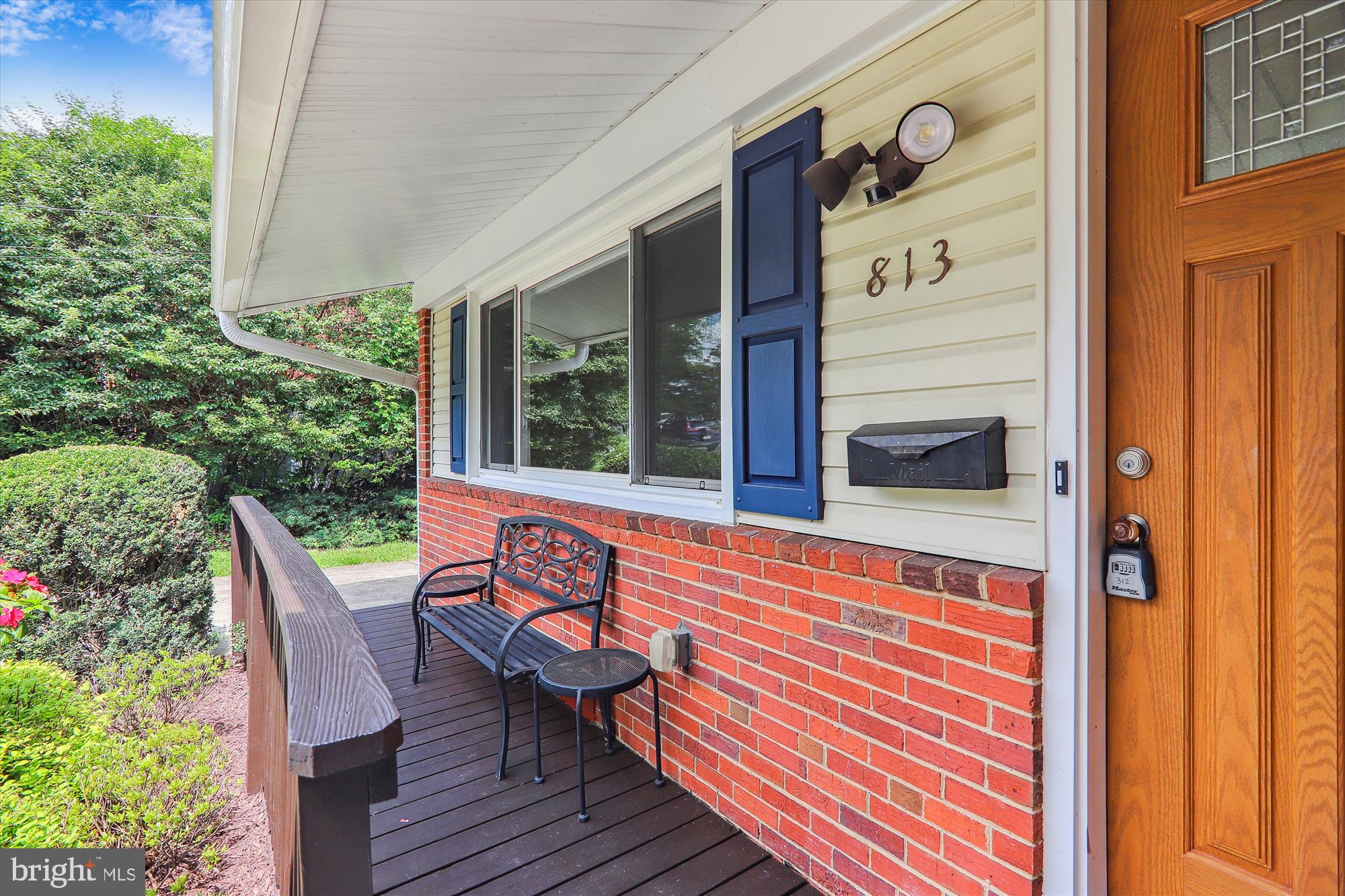 FOREST KNOLLS - Residential