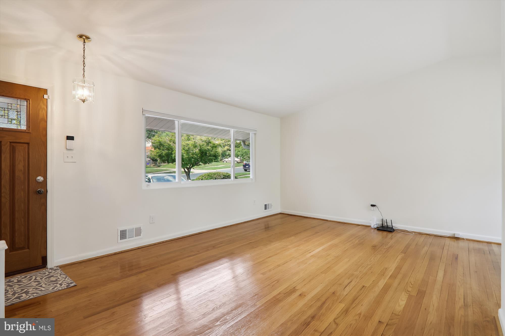 FOREST KNOLLS - Residential