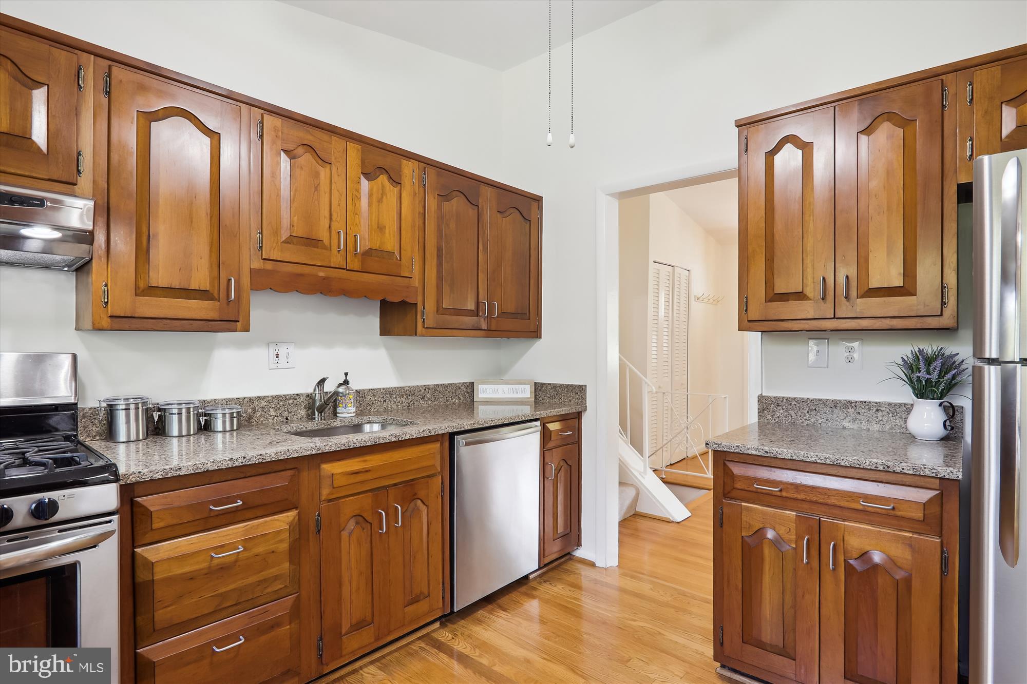 FOREST KNOLLS - Residential