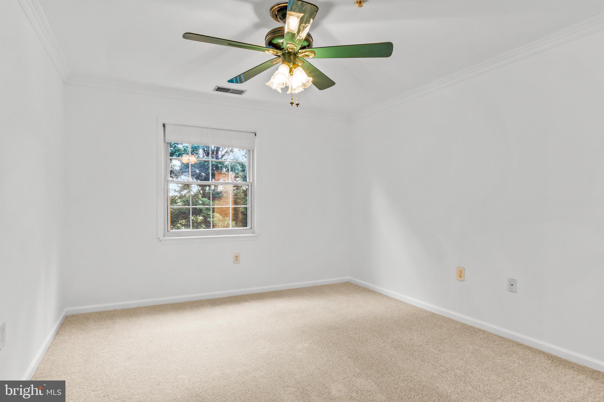 RIVERSIDE PARK - Residential