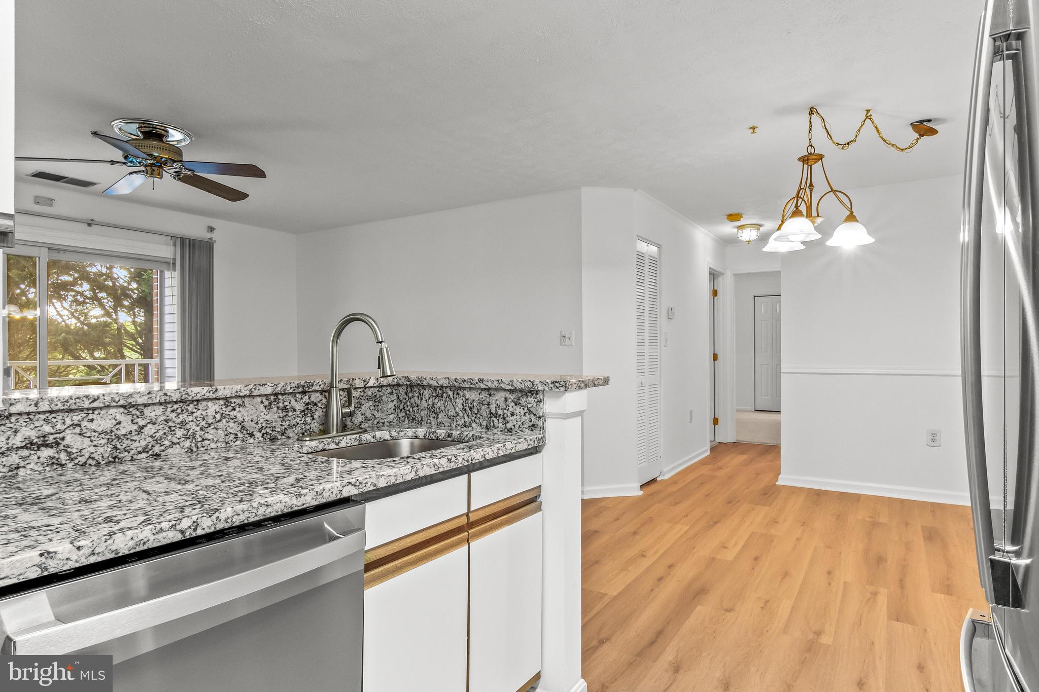 RIVERSIDE PARK - Residential