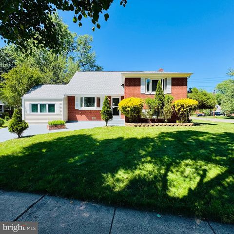 Homes For Sale - 5313 Thayer Avenue<br/> ALEXANDRIA, VA 22304