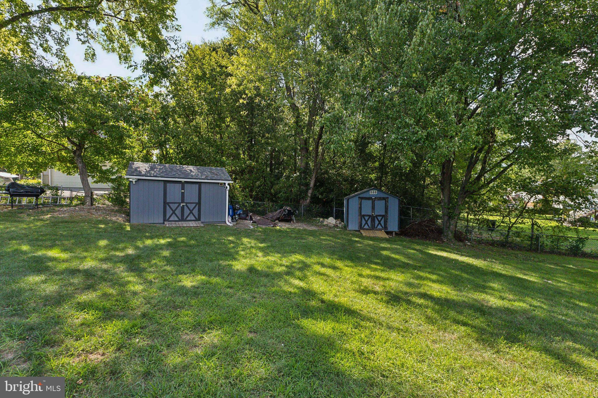 CLINTON ESTATES - Residential