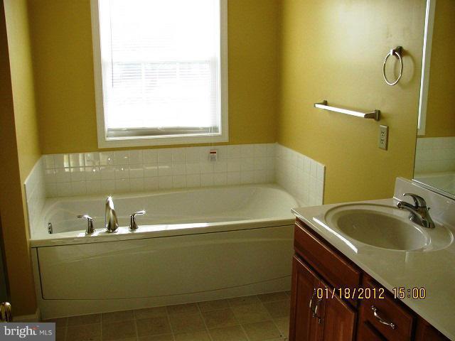 BRIDLE CREEK - Residential Lease