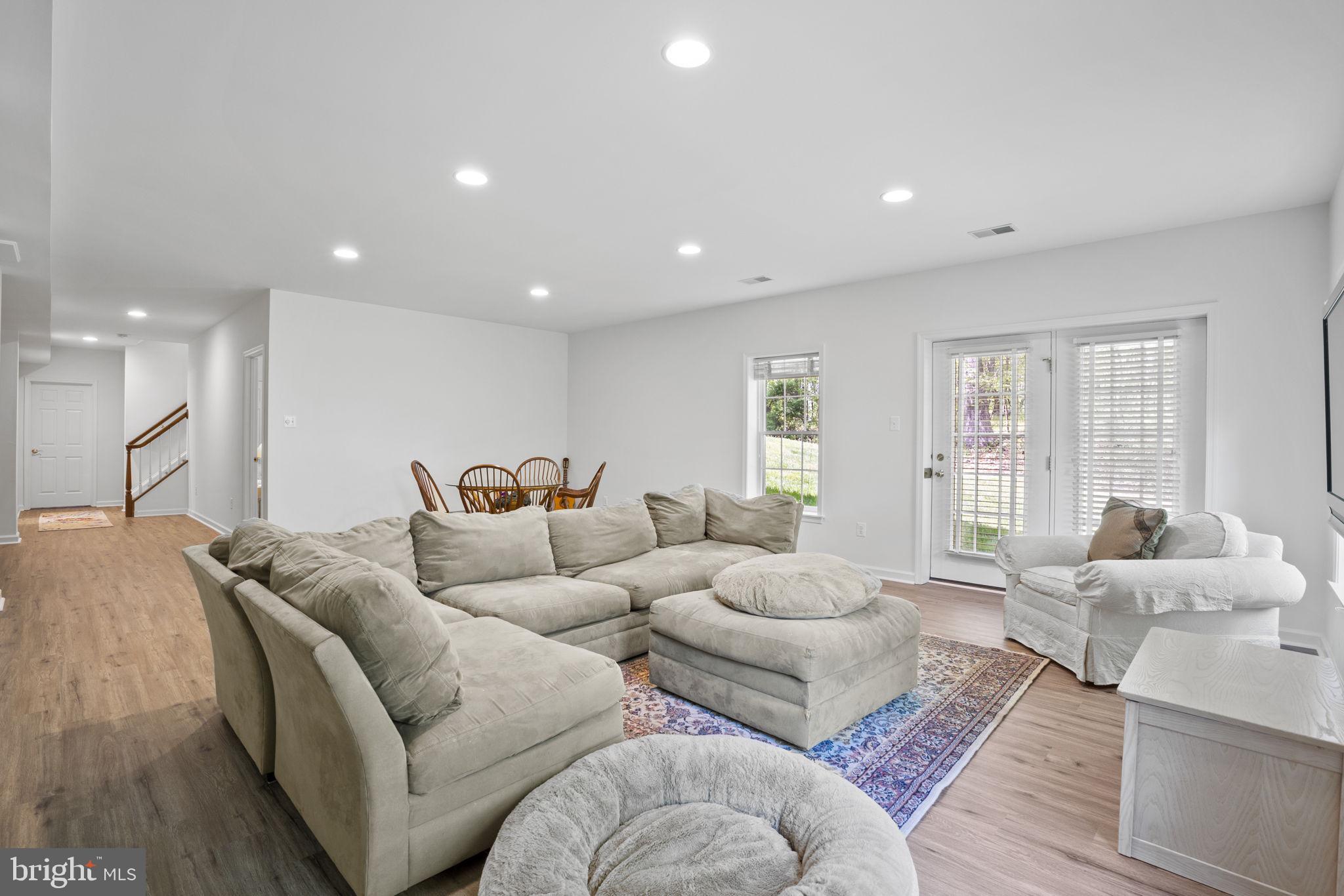 KINGSBRIDGE - Residential