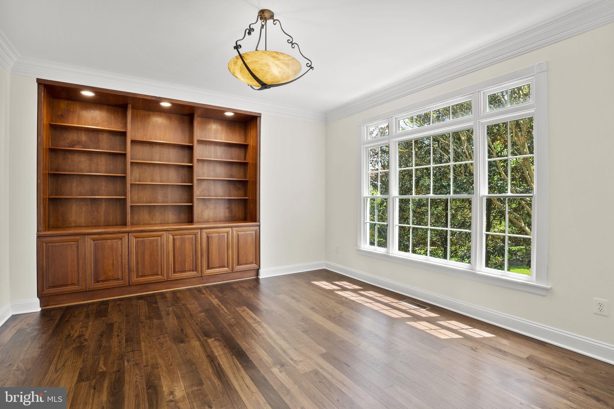 KINGSBRIDGE - Residential