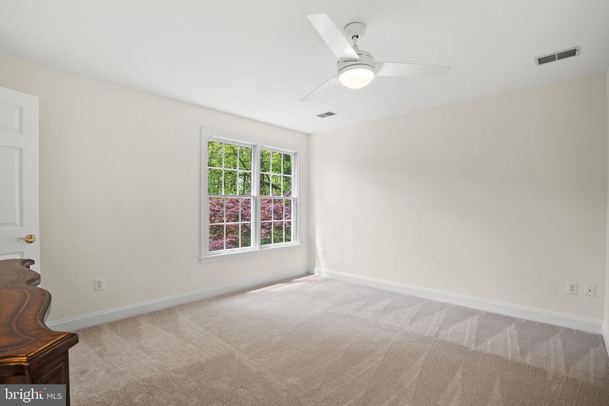 KINGSBRIDGE - Residential