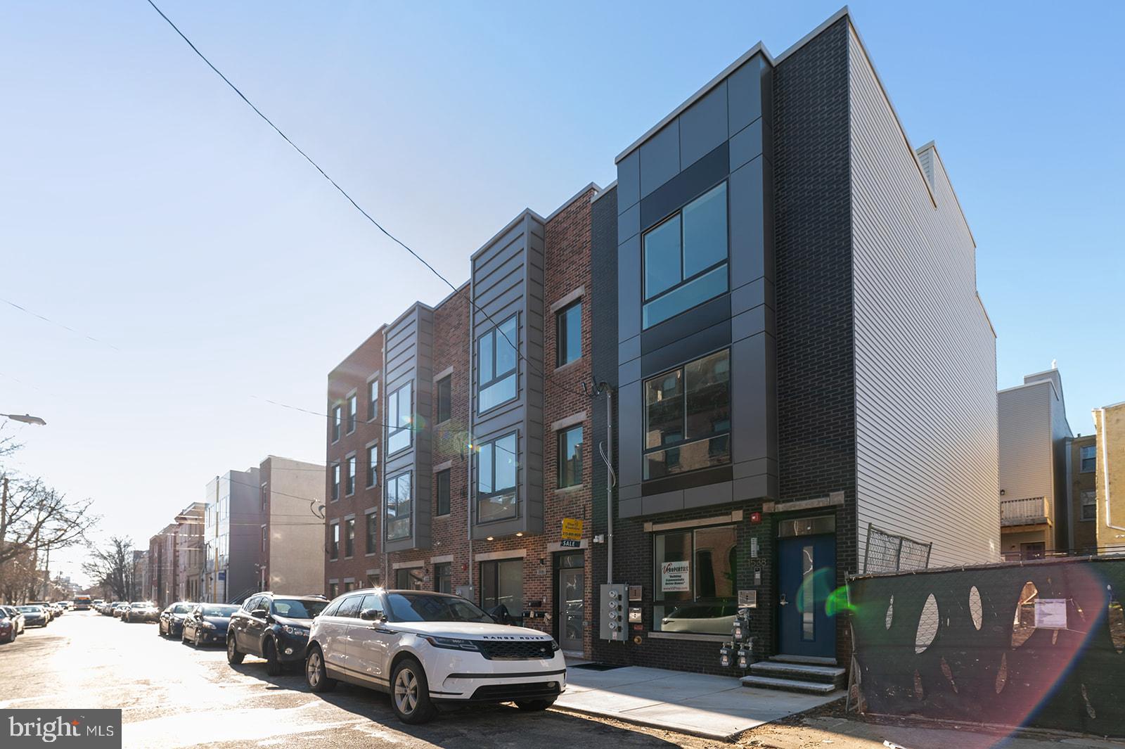 OLDE KENSINGTON - Residential Lease