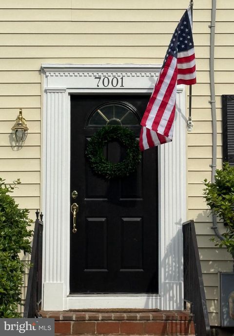 7001 MEMORIAL HEIGHTS DRIVE ALEXANDRIA VA 22306