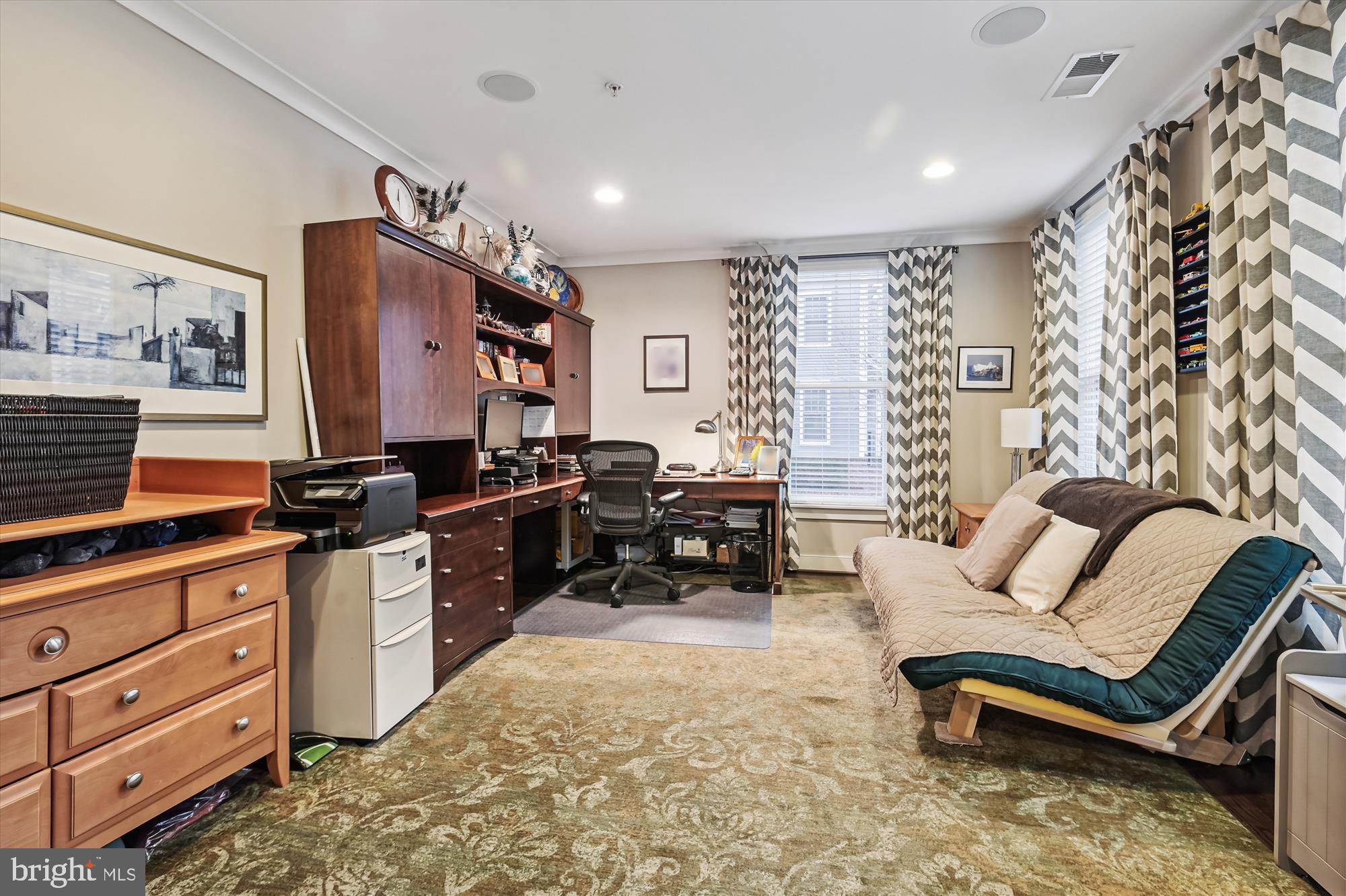 CHELSEA HEIGHTS - Residential