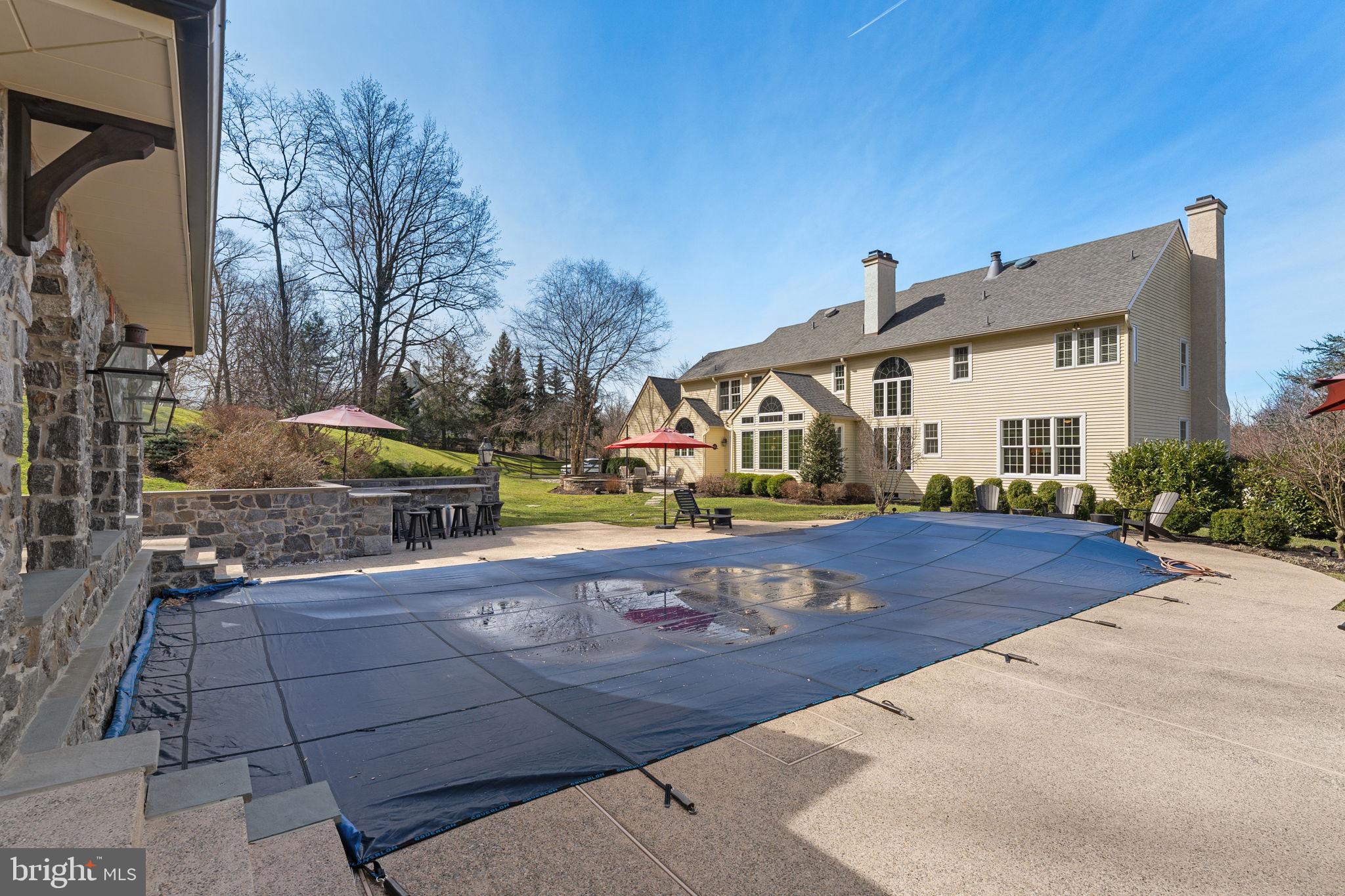 WHITEHORSE - Residential